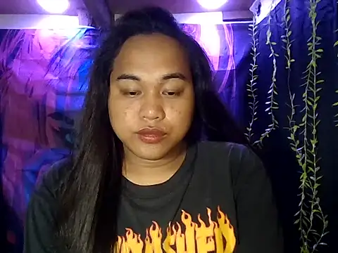 bettina love online show from December 1, 1:45 pm