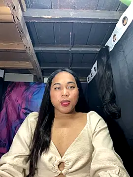 bettina love online show from November 12, 11:25 am