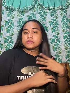 bettina love online show from April 10, 12:34 pm