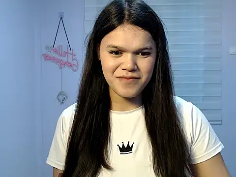 Snapshot of Miss_Ivanawolf chatting on May 24, 9:09 am Miss Ivanawolf online show from May 24, 9:09 am