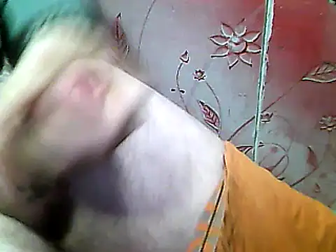 Snapshot of two_colour_cock chatting on January 15, 10:02 pm two colour cock online show from January 15, 10:02 pm