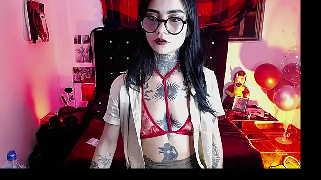 Snapshot of Ardat_Lili69 chatting on June 1, 2:01 am Ardat Lili69 online show from June 1, 2:01 am