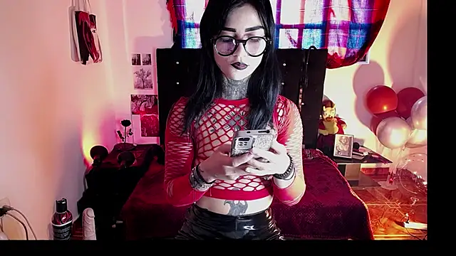 Snapshot of Ardat_Lili69 chatting on June 4, 9:19 pm Ardat Lili69 online show from June 4, 9:19 pm