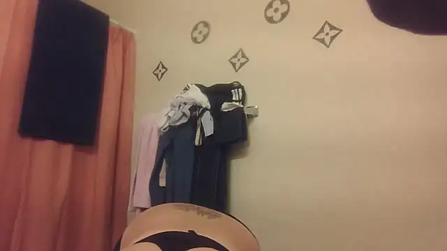 bootiebby online show from November 13, 9:35 am