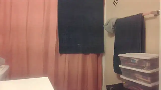 bootiebby online show from February 9, 7:06 am