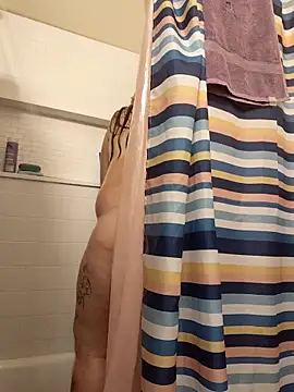 bootiebby online show from June 5, 12:04 am