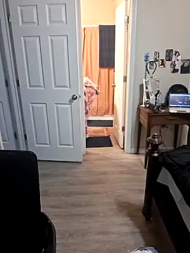 bootiebby online show from October 13, 3:41 am