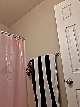 bootiebby online show from September 11, 8:53 pm