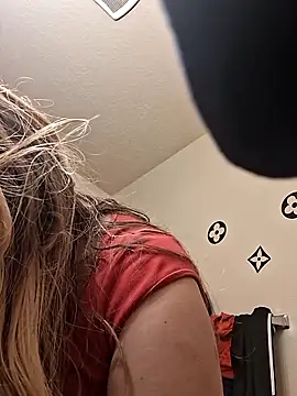 bootiebby online show from October 7, 6:58 am