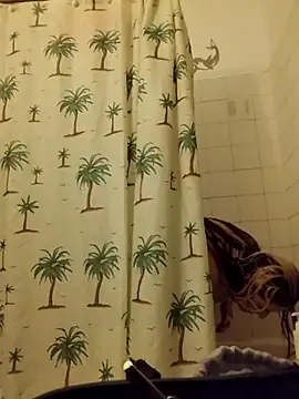 bootiebby online show from February 2, 7:20 am