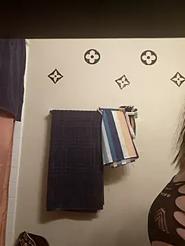 bootiebby online show from March 14, 12:00 pm