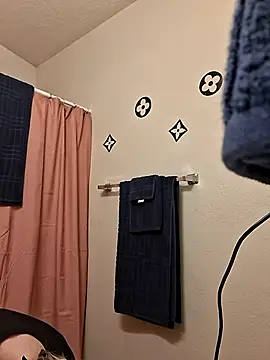 bootiebby online show from October 10, 1:28 am