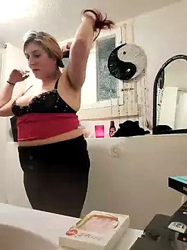 bootiebby online show from January 22, 8:18 am