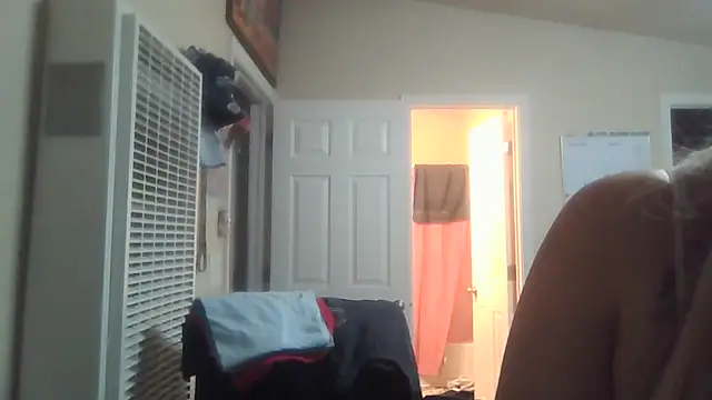 bootiebby online show from November 14, 1:09 am