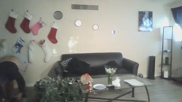 bootiebby online show from December 13, 8:04 pm