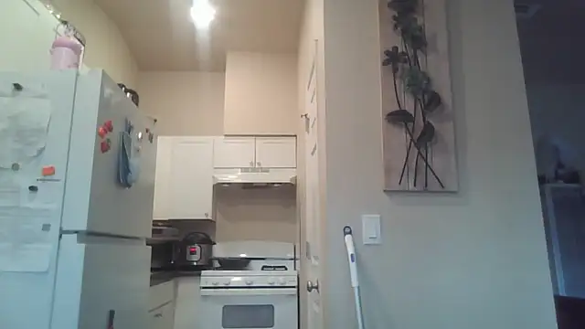 bootiebby online show from February 28, 11:37 pm