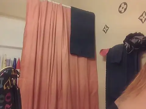 bootiebby online show from November 9, 12:42 pm