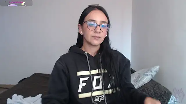 party2col online show from March 5, 3:19 pm