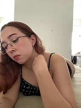 tsuki chan on online show from March 9, 4:43 pm