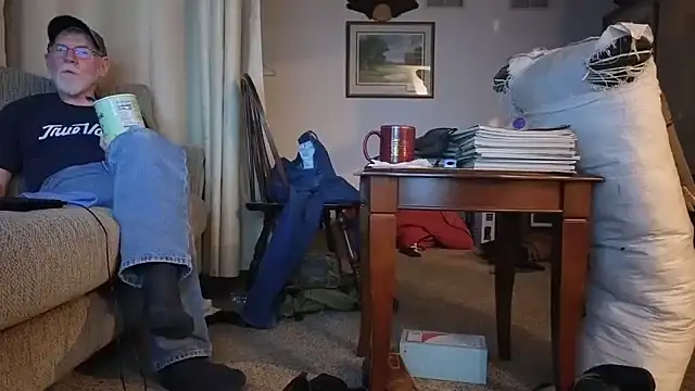 CDforU online show from February 10, 4:33 am