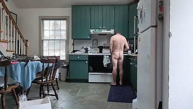 Snapshot of CDforU chatting on October 13, 2:07 pm CDforU online show from October 13, 2:07 pm