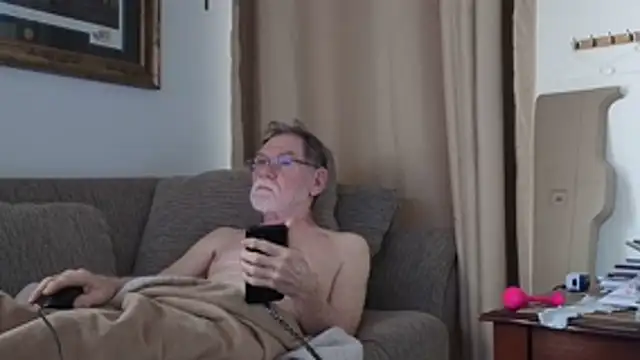 CDforU online show from February 25, 6:41 pm