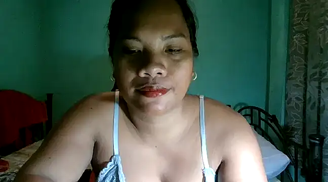 Snapshot of lexilicious_69 chatting on February 12, 4:12 am lexilicious 69 online show from February 12, 4:12 am