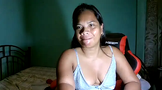 Snapshot of lexilicious_69 chatting on February 11, 7:54 am lexilicious 69 online show from February 11, 7:54 am