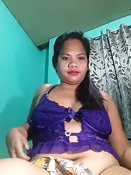 lexilicious 69 online show from March 29, 9:38 pm