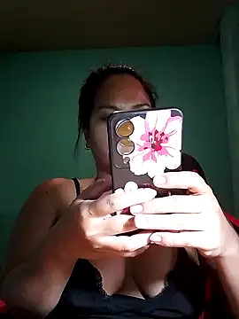 Snapshot of lexilicious_69 chatting on March 22, 4:45 am lexilicious 69 online show from March 22, 4:45 am