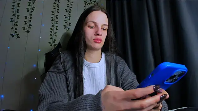 KarlaSim online show from February 10, 11:04 pm