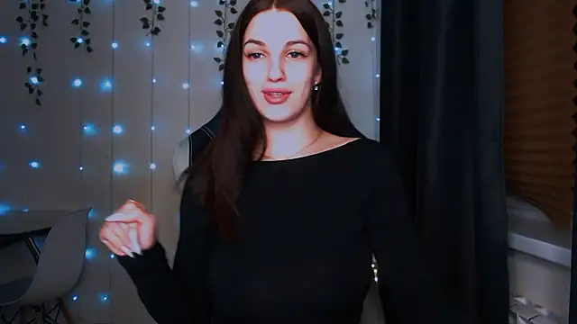 Snapshot of KarlaSim chatting on December 1, 8:58 pm KarlaSim online show from December 1, 8:58 pm