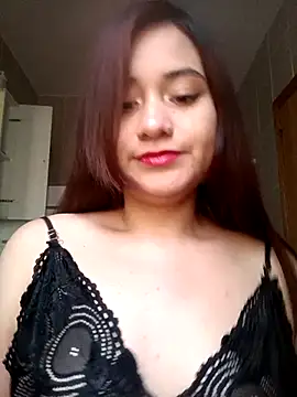 Snapshot of kitty_222 chatting on January 13, 4:33 pm kitty 222 online show from January 13, 4:33 pm