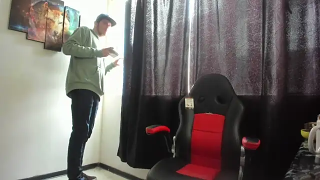 Snapshot of Jeff_Walton@xh chatting on November 29, 8:09 pm Jeff Waltonxh online show from November 29, 8:09 pm