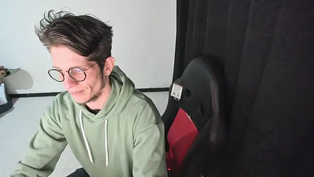 Snapshot of Jeff_Walton@xh chatting on December 3, 6:36 am Jeff Waltonxh online show from December 3, 6:36 am