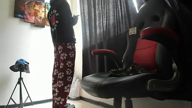 Snapshot of Jeff_Walton@xh chatting on November 14, 6:44 pm Jeff Waltonxh online show from November 14, 6:44 pm