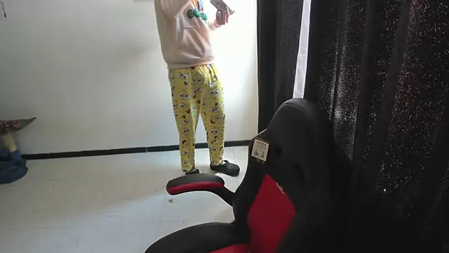 Snapshot of Jeff_Walton@xh chatting on December 15, 4:46 pm Jeff Waltonxh online show from December 15, 4:46 pm