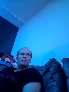 Snapshot of Janssen88 chatting on April 12, 8:12 pm Janssen88 online show from April 12, 8:12 pm