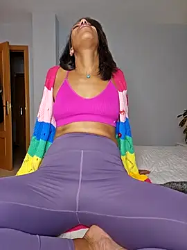 Goldenlace online show from November 10, 6:02 pm