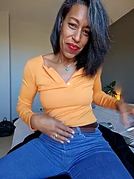 Goldenlace online show from November 3, 11:25 am