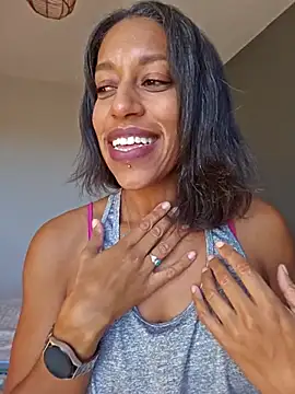 Goldenlace online show from November 4, 2:10 pm