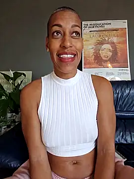 Goldenlace online show from April 7, 9:22 am