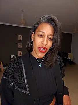 Goldenlace online show from November 15, 8:57 pm