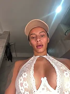 karlyn angels online show from April 28, 7:29 pm