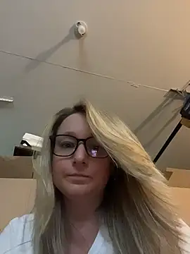 Vivian MayXxX online show from July 12, 8:09 pm