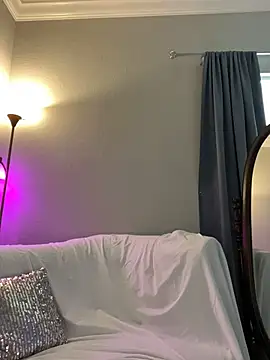 Vivian MayXxX online show from March 7, 6:02 pm