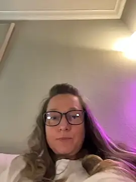 Vivian MayXxX online show from March 12, 11:20 pm