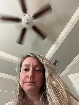 Vivian MayXxX online show from March 31, 5:59 pm