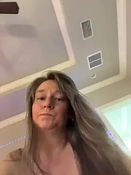 Vivian MayXxX online show from February 17, 10:07 pm