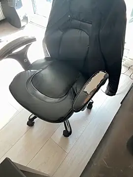 1714914111 online show from September 12, 2:39 pm